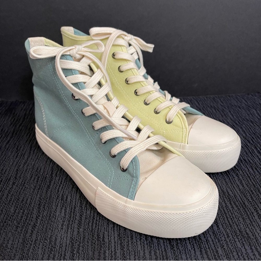 American Eagle Colorblock High Top Sneakers Size 9